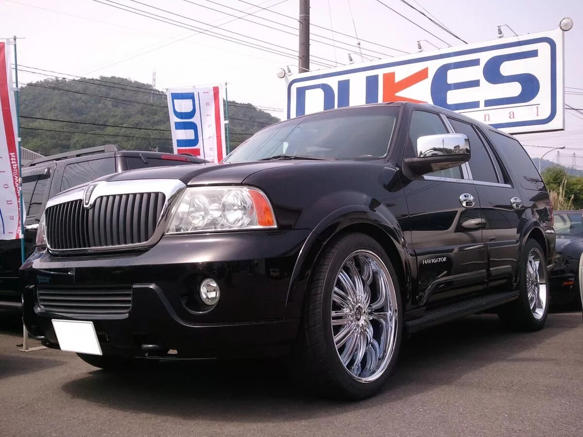 4. Линкольн навигатор 2. Диски на линкольн навигатор 2 2003 года. Lincoln navigator 3 r22. Диски navigator.