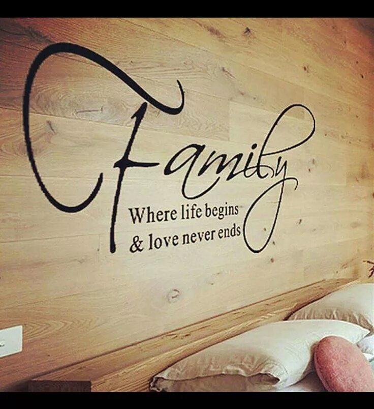Where do your family live. Фразы на стенах. Family where life begins and love never ends. Family where life begins and love never ends. Художественные надписи.