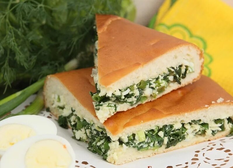 Рецепт пирога с начинкой из яиц. Начинка для пирога. пироги с луком и яйцом.