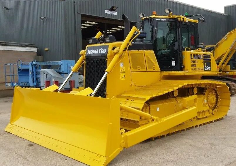 Бульдозер komatsu d65px-16. Бульдозер komatsu d65e-12. Бульдозер д 65. Бульдозер комацу д65. Бульдозер komatsu d65e-12.