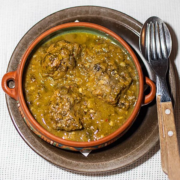 чакапули по грузински из говядины. овощной суп минестроне. грузинский суп чакапули. чакапули. чакапули.