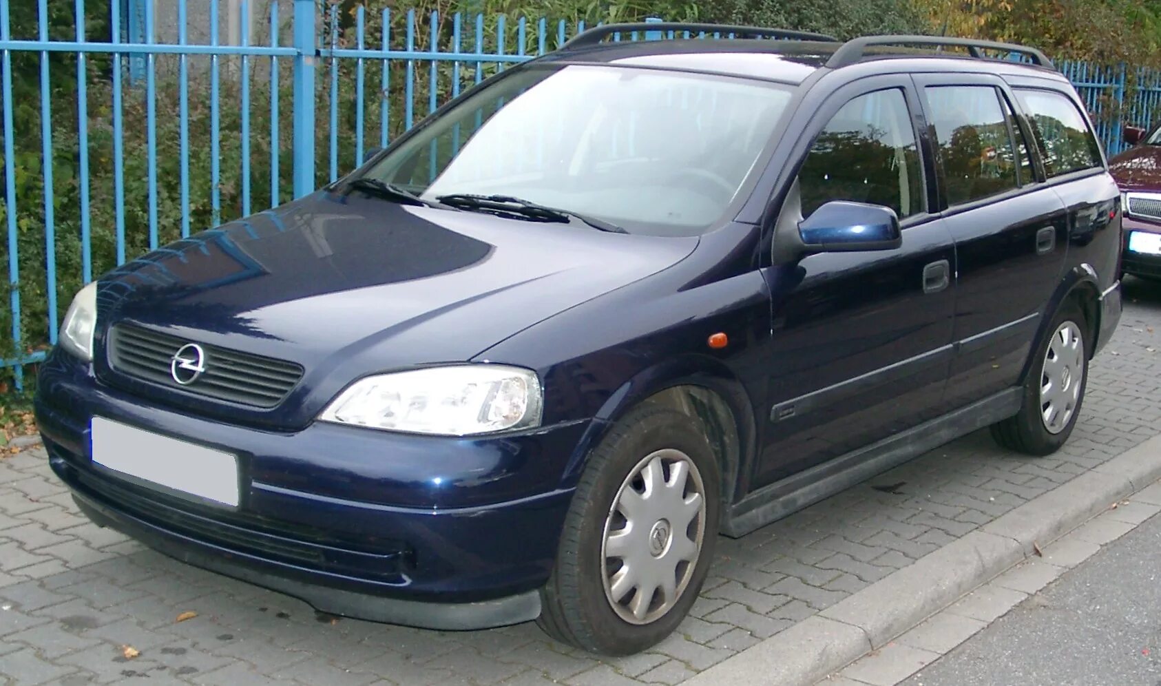 Куплю опель дизель универсал. Opel Astra g 2000 универсал. Opel Astra 2000 универсал.