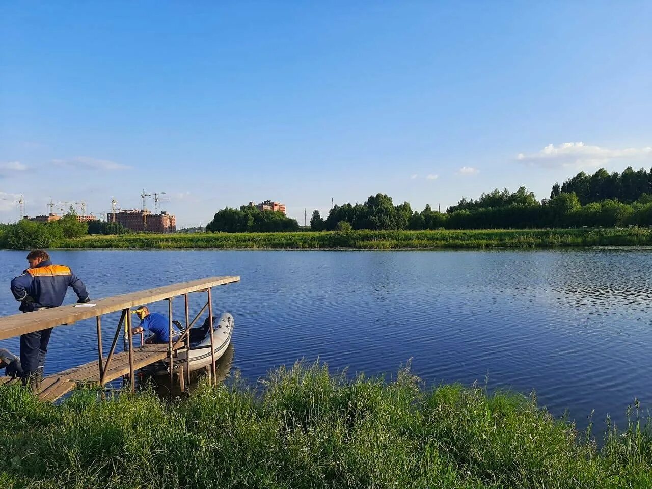 Озера области для купания. Боярское озеро Томск. Савинское озеро Томск. Томск озеро Малое Боярское. Бахтин озеро Томск.