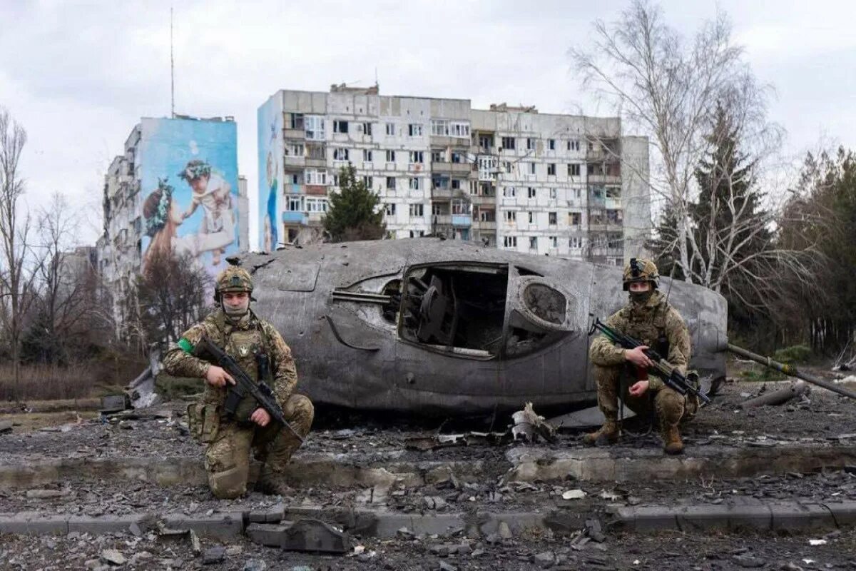 Какого числа взяли бахмут. Авдеевка вагнер. чвк вагнер бахмут. чвк вагнер артемовск. штурм бахмута чвк вагнера.