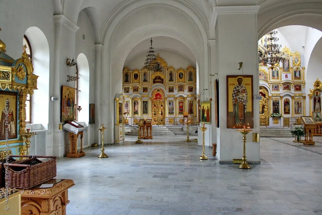 никольская церковь нововаганьковский переулок. храм святителя николая на трех горах. храм святителя николая мирликийского на трех горах. церковь николая угодника на трех горах в москве. храм чудотворца на трех.