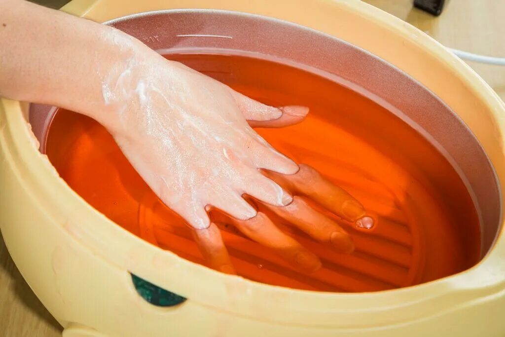 Морские ванночки для рук. Парафинотерапия для рук. Горячая парафинотерапия для рук. Парафиновые ванночки для ног. Спа парафинотерапия для рук.