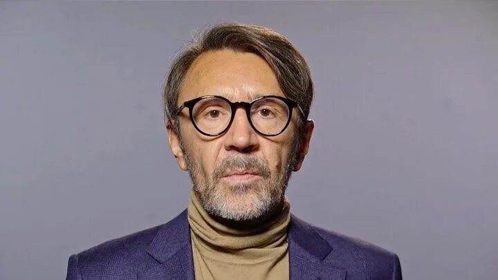 Певец шнуров биография личная жизнь Кто такая Елена Мозговая (Матильда), сколько лет, есть в Инстаграме
