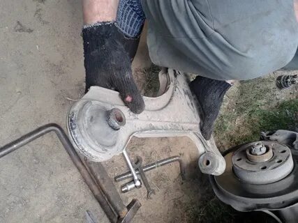 Замена передних сайлентблоков опель