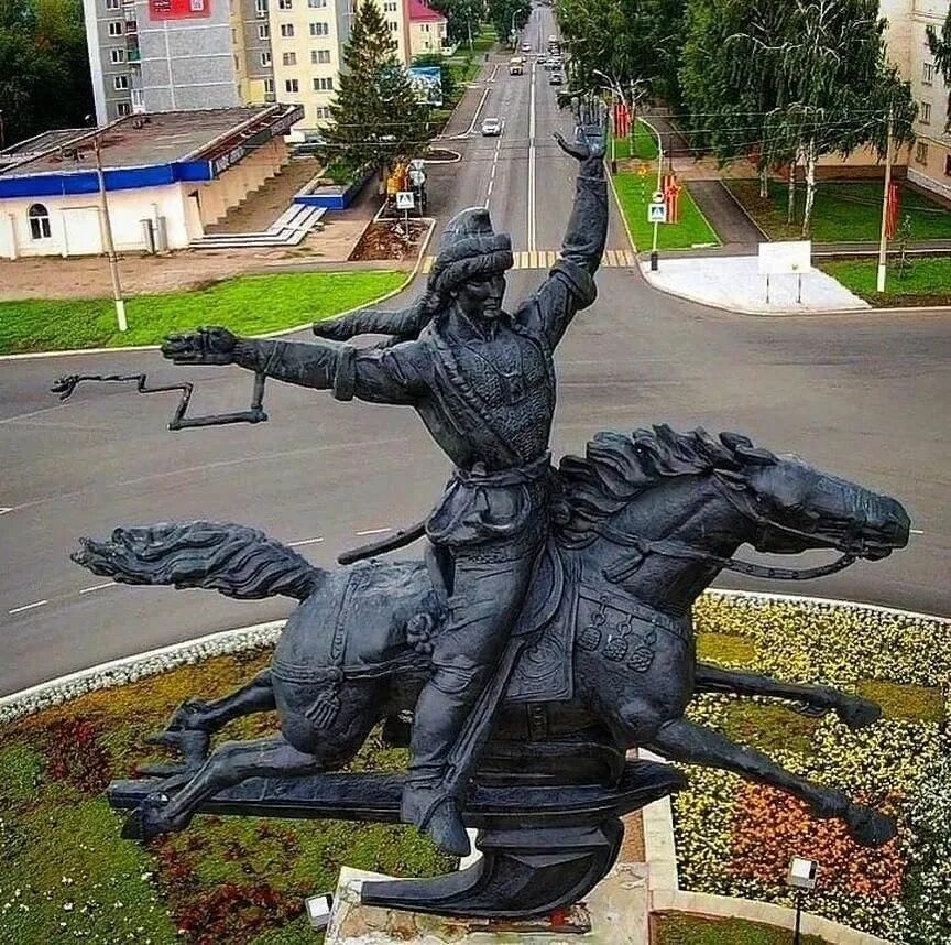Салават сверху. Городской парк культуры и отдыха. Фото: Кирилл Здоров. 2023 Спро