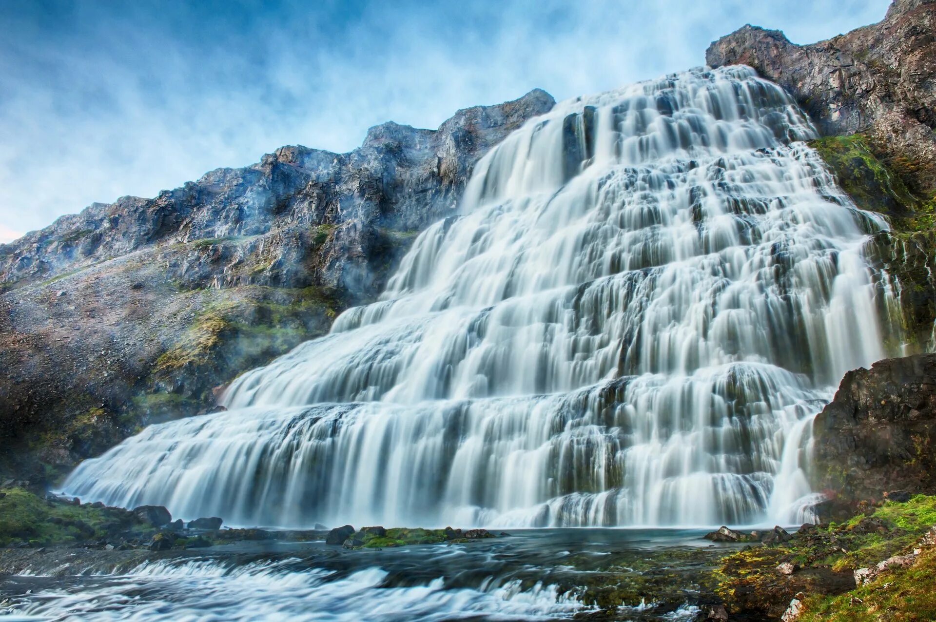 Водопад Магринский. Водопад Хенгьанефоссен. Водопад Мосбрей. Водопад Диньянди Исландия. Прекрасный водопад