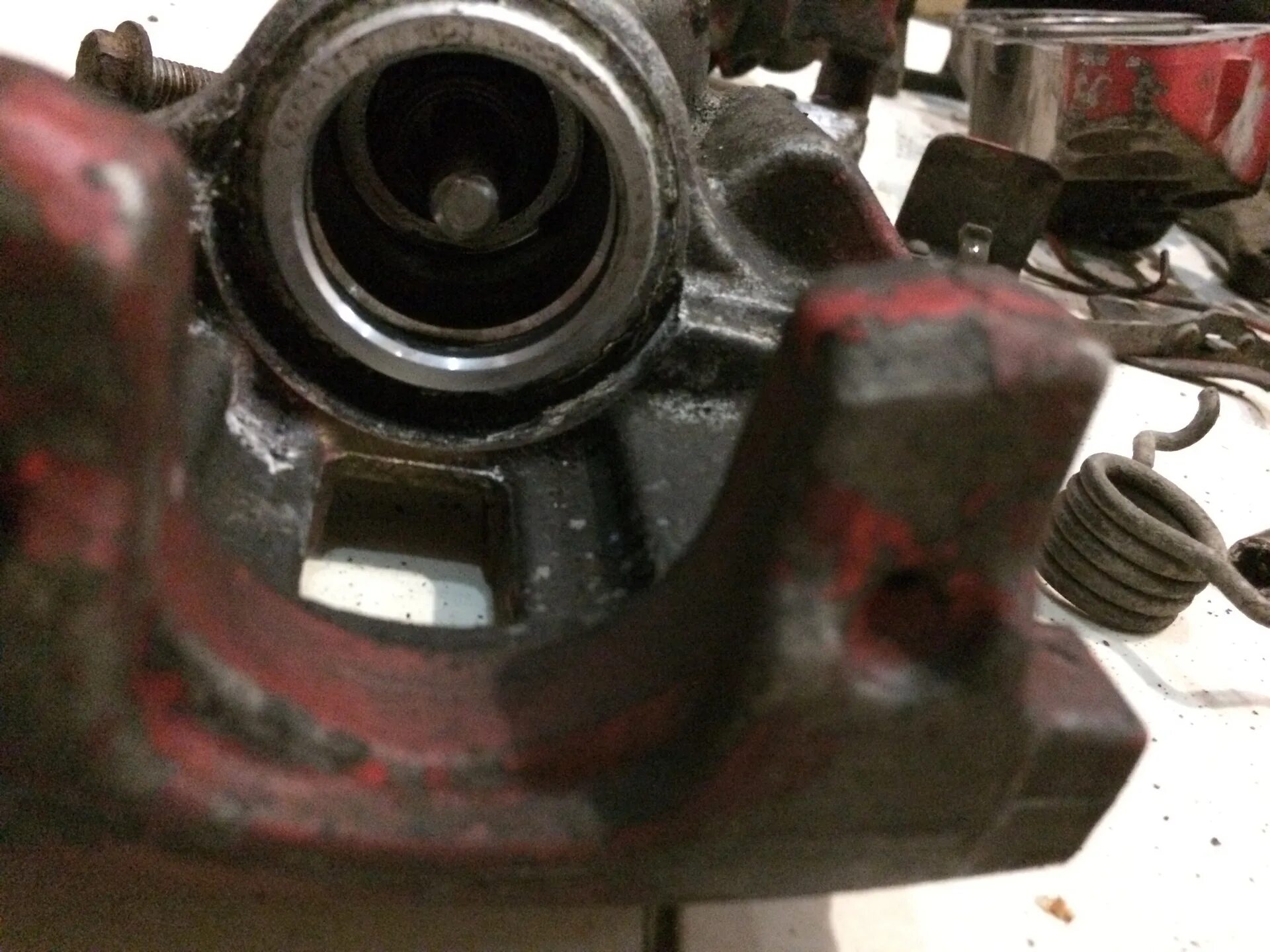 Как разбирается суппорт. Как разбирается суппорт. Как разбирается суппорт. Как разбирается суппорт. Переборка заднего суппорта киа рио 3.