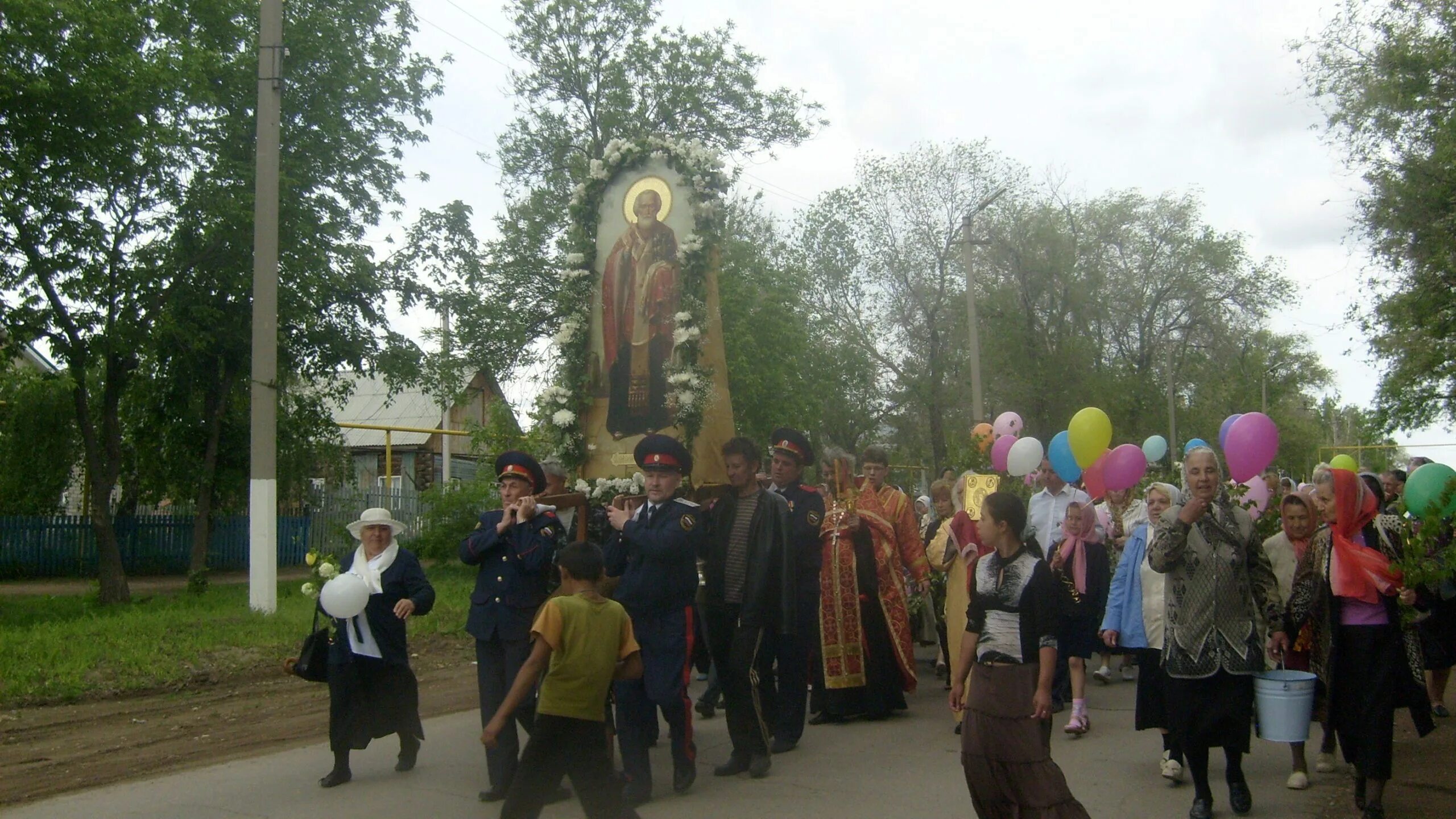 4 мая православный. Ясиновка Донецкая область храм праздник Николая Чудотворца 22.05.2023. С днем Святого Николая 22 мая. Празднование перенесение мощей Николая Чудотворца.