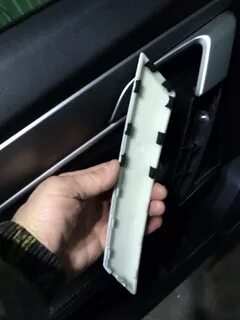 Снять накладки дверных