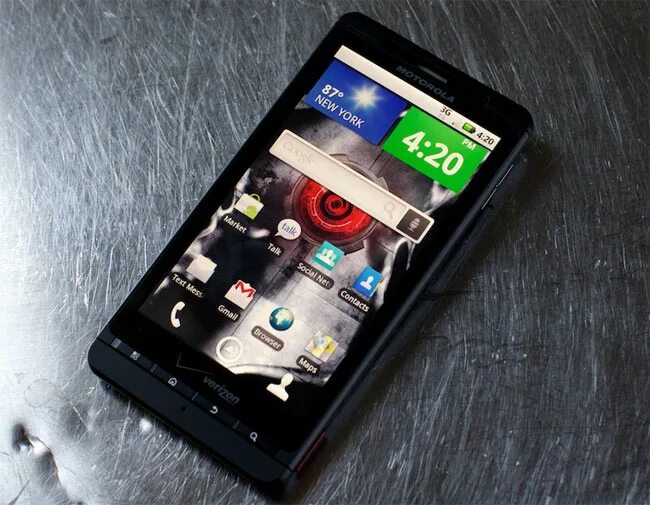 Купить телефон до 50000. Смартфон Motorola Droid x. 1+ Смартфон. Смартфоны 2010х. Motorola Droid incredible.