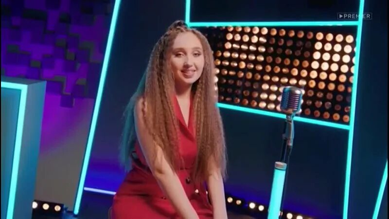 Музыкальная интуиция тнт ани лорак. Музыкальная интуиция елка. Музыкальная интуиция девушка. Мария димитрова музыкальная интуиция. Музыкальная интуиция кристина.