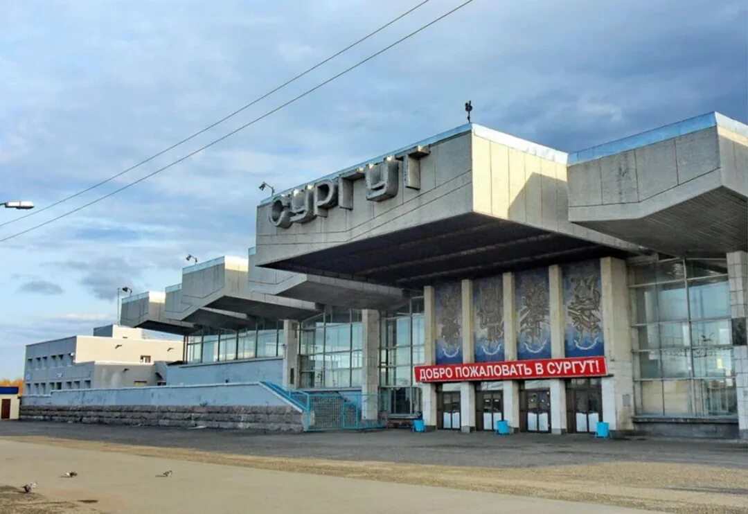 Карта сургут нижневартовск. Сургут жд до аэропорта расстояние. Станция сургут. Ж/д вокзал сургут. Схема маршрутов сургут.