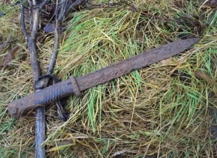 Sig 551 со штык ножом. Штык нож винтовки манлихер. Нашел штык. Нашел штык. Нашел штык.