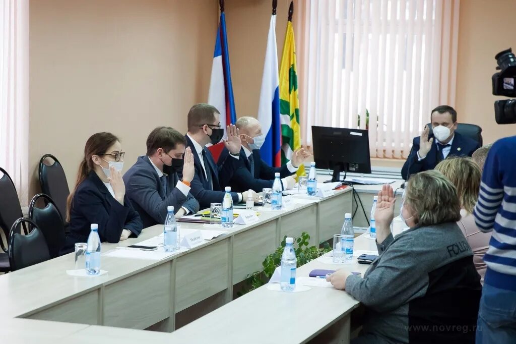 Форум новгородской области. Администрация Новгородской области. Хвойнинская администрация Новгородской области. Руководители Хвойнинского района Новгородской области. Посёлок Хвойная Новгородская область.