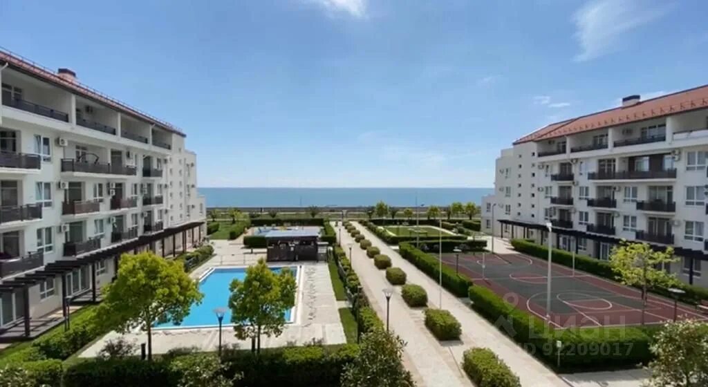 Поселок городского типа сириус сочи парусная улица. Сириус. Бархатные сезоны екатерининский квартал бул. Сириус. Т.