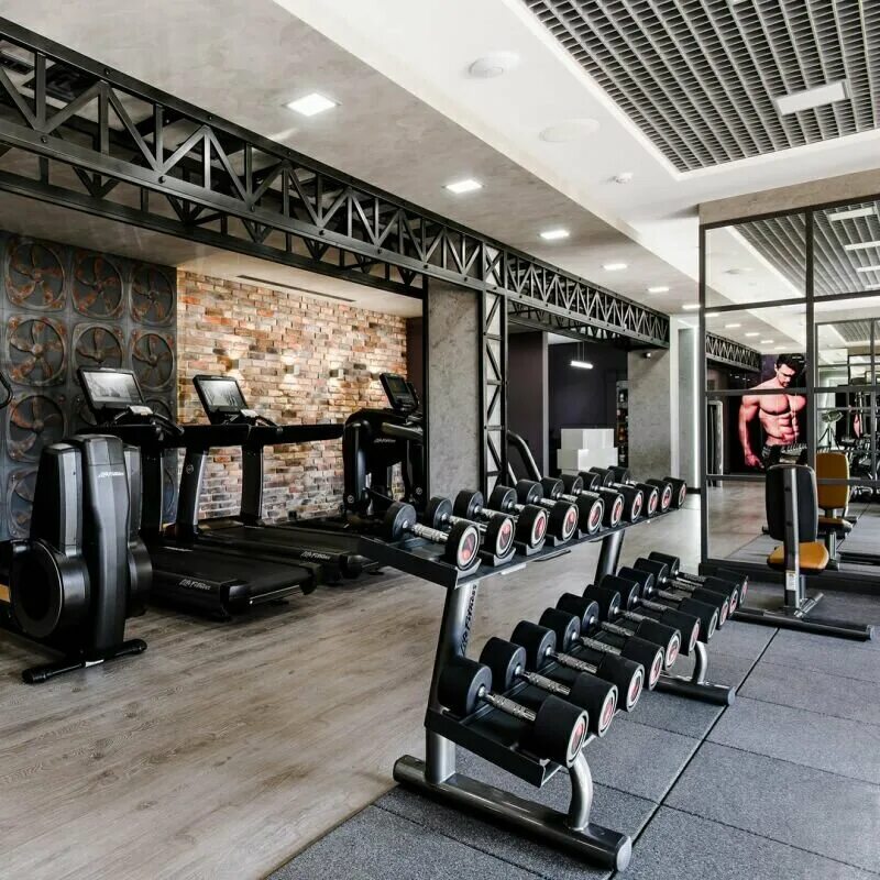 фрау фитнес на софьи перовской астрахань фото. фрау фитнес реклама. Frau fitness астрахань. фрау фитнес. астрахань армада фитнес.