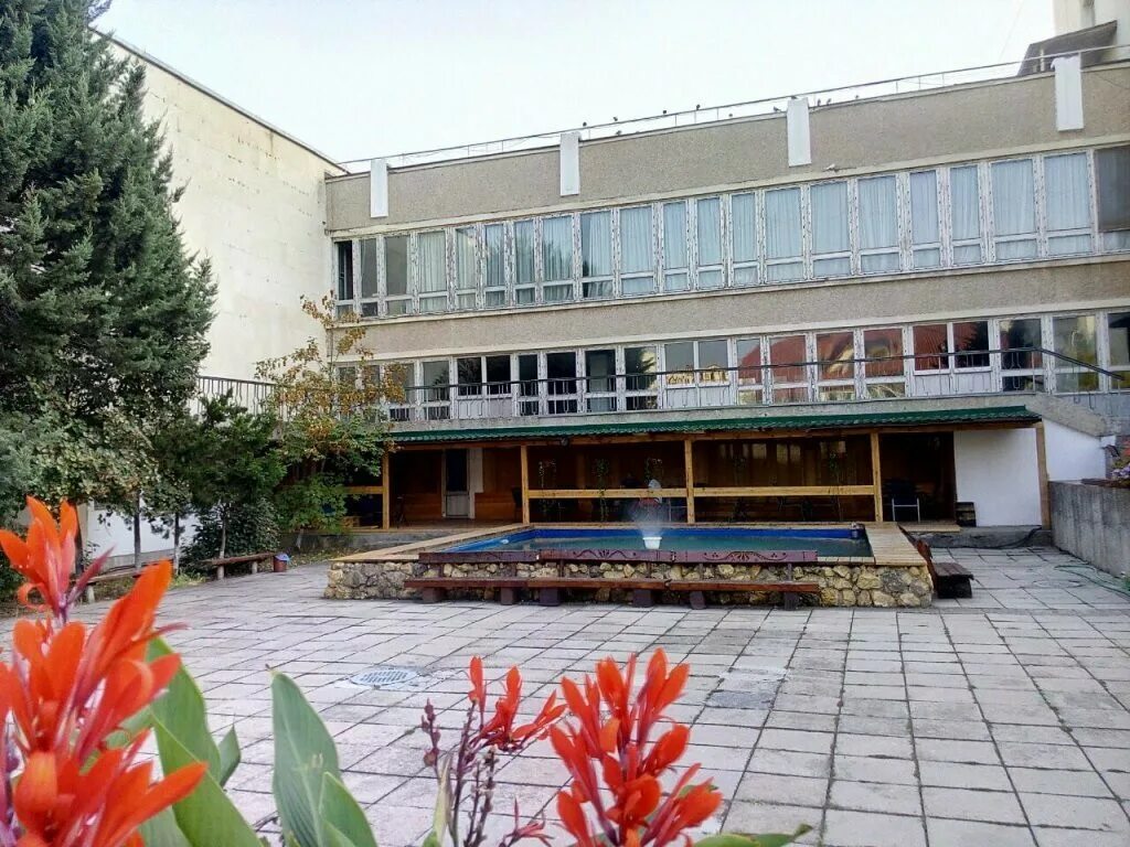 Отель пансионат севастополь. Героев сталинграда 43 севастополь. Героев сталинграда 43 севастополь. Героев сталинграда 43 севастополь. Пансионат севастополь героев сталинграда.