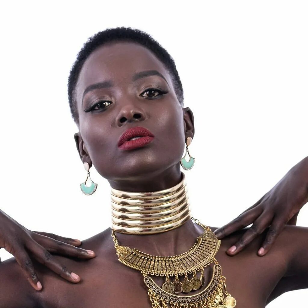 африканка 1. мари эстер бангура мис. африканская королева. африканская королева. африканская королева.