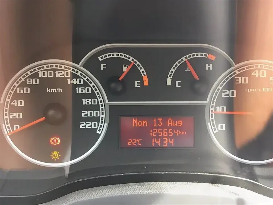 Фиат альбеа горит лампочка. Фиат альбеа горит лампочка. Фиат альбеа индикаторы приборной. Панель приборов фиат альбеа. Фиат альбеа горит лампочка.