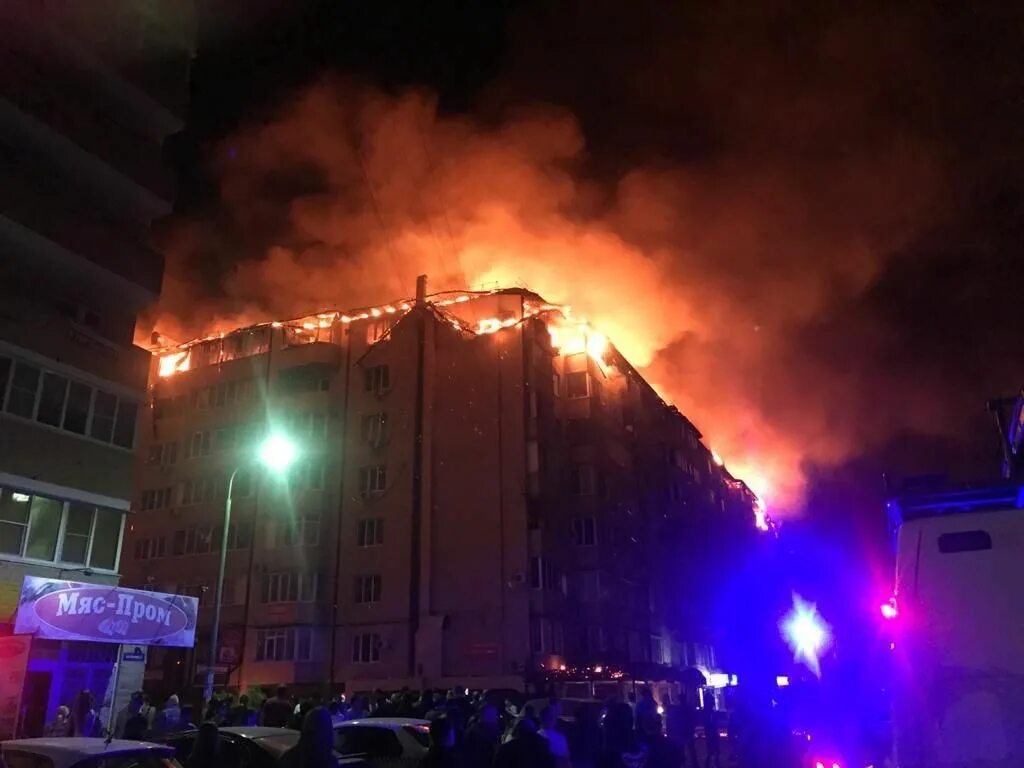 Где горит дом в москве