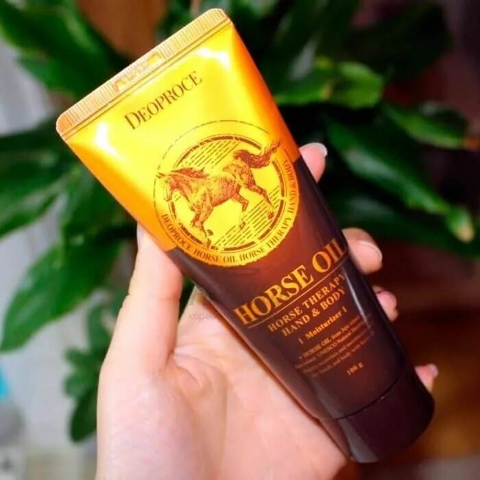 Крем для лица питательный с лошадиным жиром - deoproce horse enrich all care cream 100g. Deoproce horse oil hyalurone toner. Deoproce horse oil hyalurone toner. Корейский крем для рук с лошадиным жиром. Deoproce hand&body - horse oil.