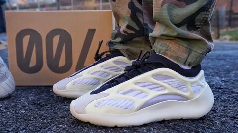 Yeezy 700 v3
