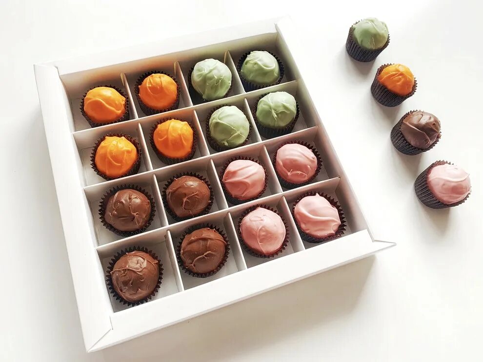 Ассорти трюфелей. Набор трюфелей. Шоколадные трюфели. Ассорти трюфелей. Ассорти трюфелей.