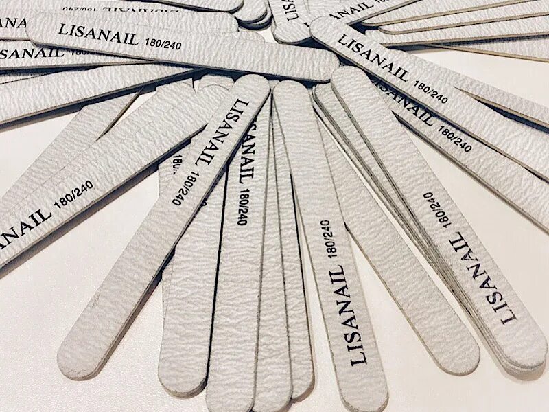 размер пилки. (388648) домикс. пилка th серая ромб 180-240 (уп. пилка hairway design 180/240, пластиковая основа, стандарт. пилка lisa profi 100/180.