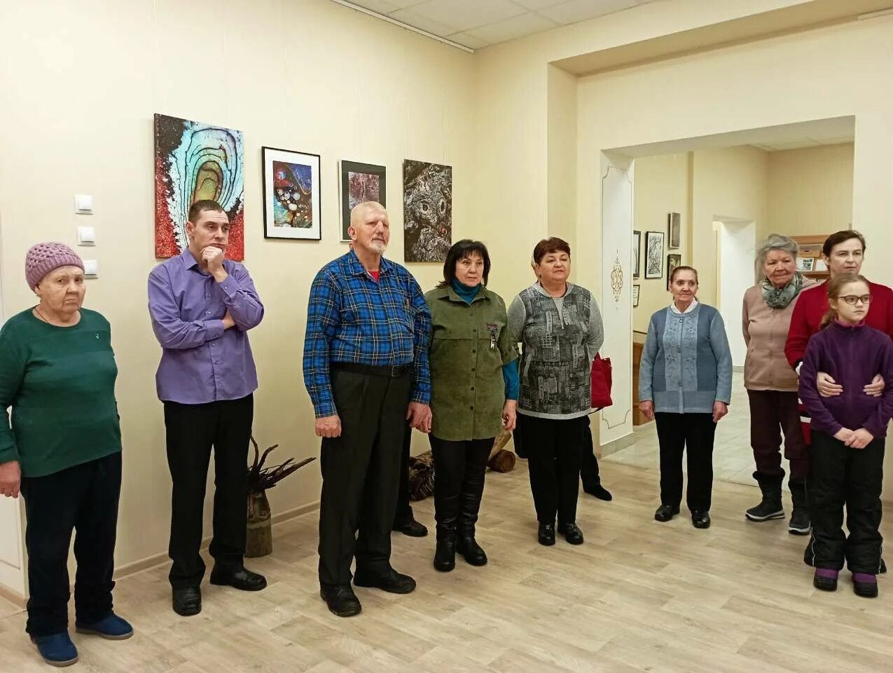 новооскольский дом интернат для детей. новооскольский дом интернат для престарелых. гбсусоссзн "новооскольский дом-интернат для престарелых и инвалидов". новый оскол интернат. прибрежная оош новооскольского района.