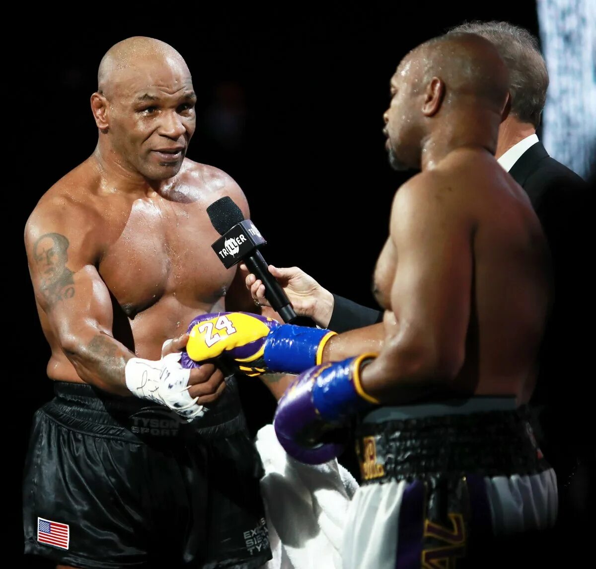 Боксер тайсон. Майк тайсон на ринге. бокс рой джонс. проф бокс. mike tyson time.