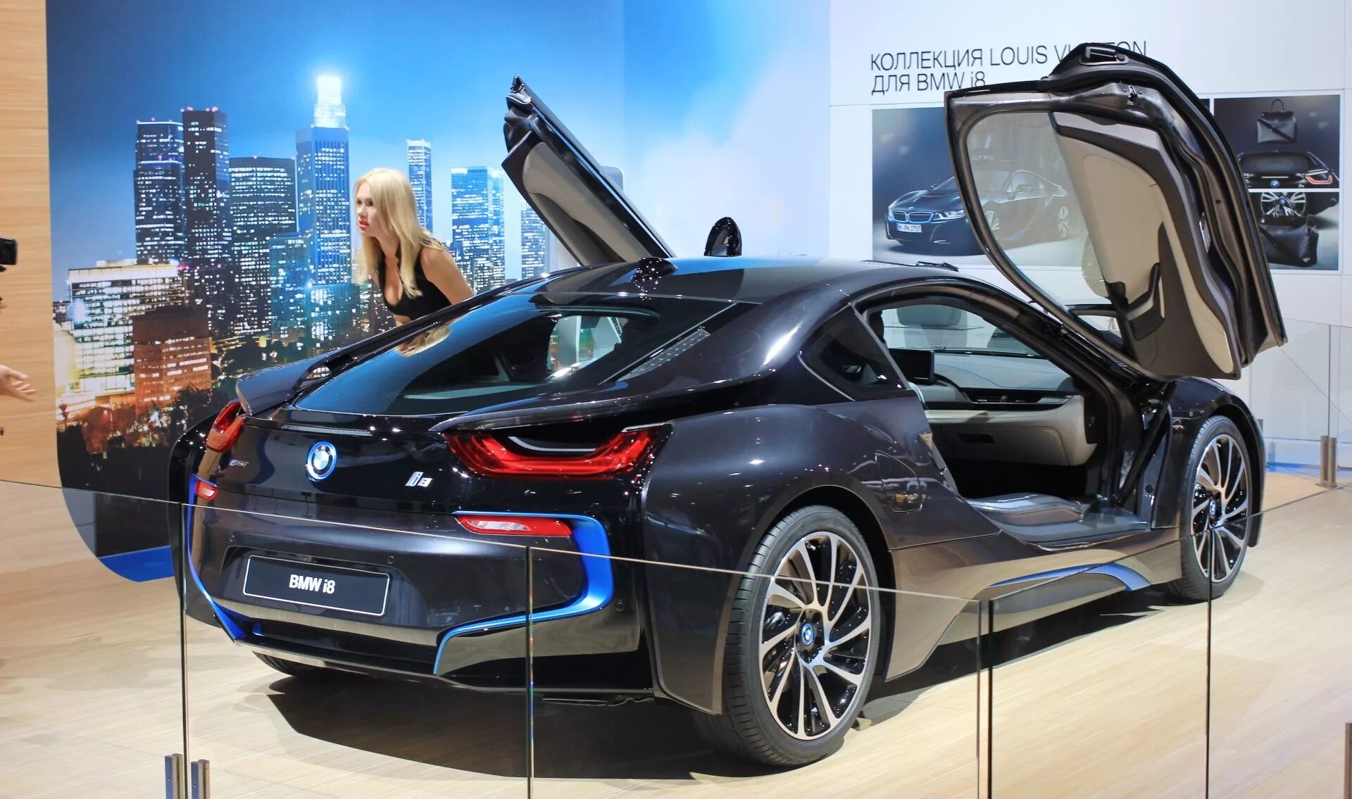Стоить бмв. Bmw i8 2025. бмв ай 8 2025. bmw i8 2025. бмв спорткар i8.