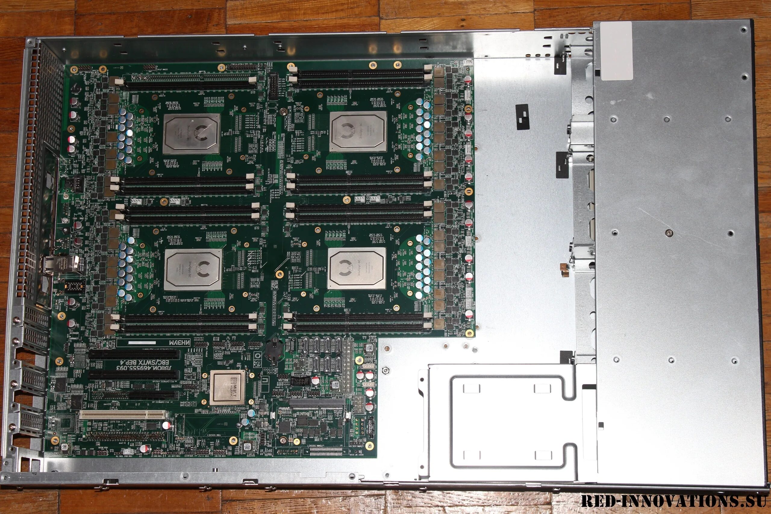 Baikal be-m1000. Intel b660 чипсет. Гравитон материнская плата. Неттоп гравитон. Материнская плата ангара.