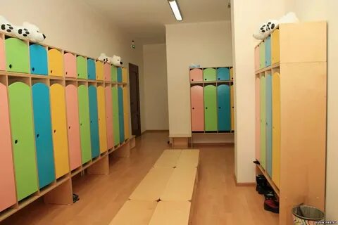 Шкафчики в раздевалку в сад
