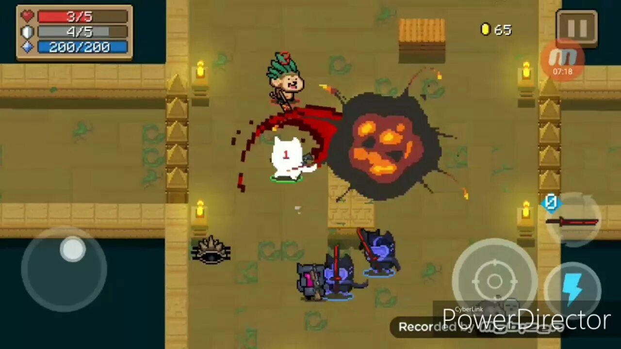 Босс елка соул кнайт. Южный крест soul knight. Кот удачи соул кнайт. Соул кнайт крест нирваны. Соул кнайт крест нирваны.