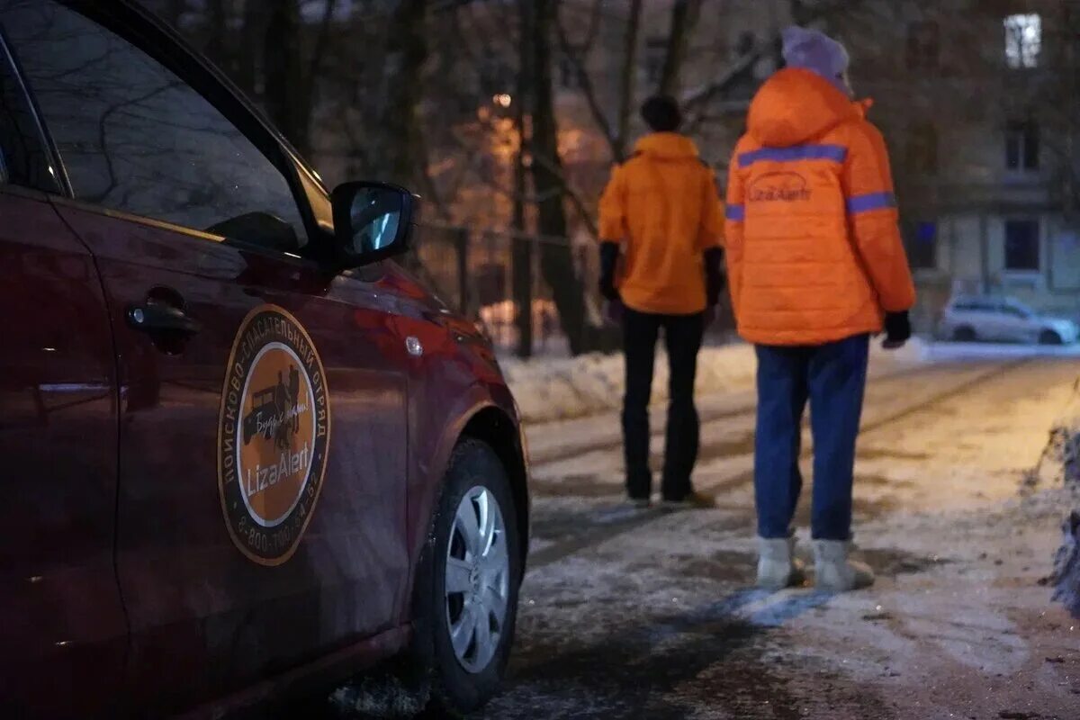 Температурный градусник. Температурный праздник. Снегурочка из тольятти галина кутерева фото. Минус 10 на улице. Термометр 0 градусов.
