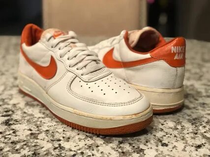 Nike air retro low