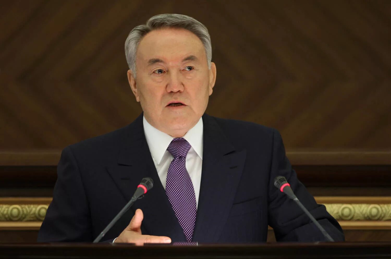 Назарбаев нурсултан биография. Нурсултан назарбаев. президент нұрсұлтан назарбаев. нурсултан абишевич назарбаев 1995. президент рк нурсултан назарбаев 1993.