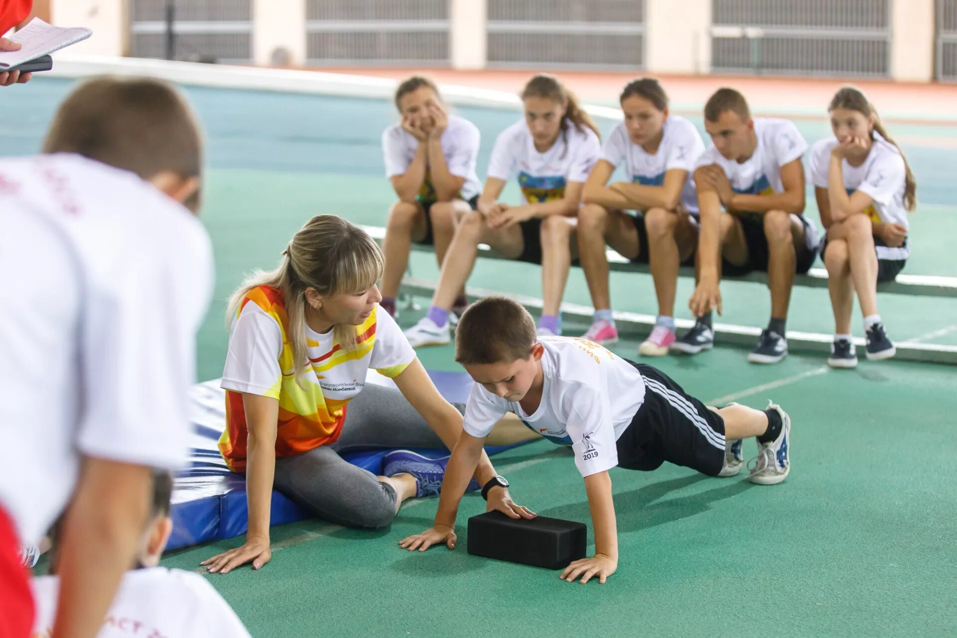 Спортивные соревнования. Спорт дети. Спортивные состязания в школе. Спортивный отбор.