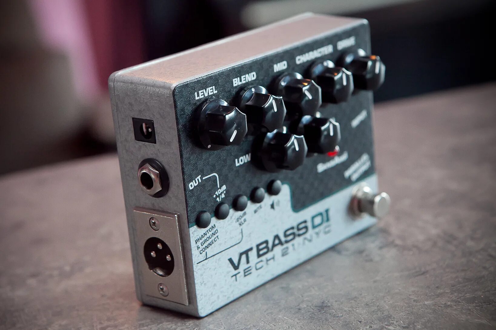 Bass tech. Tech Bass. VT Bass. Tech 21 SANSAMP VT Bass di купить. Tech 21 VT Bass v2 отзывы.