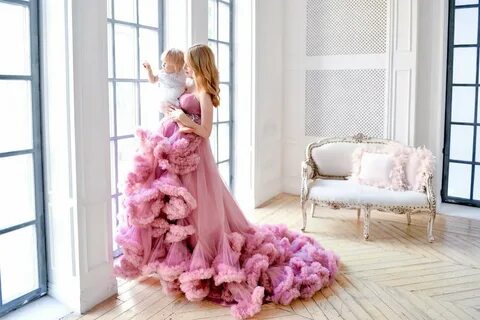 Фотосессия в розовом пышном платье. 