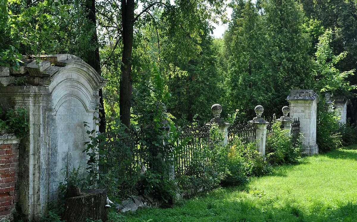 Братское захоронение поныровский район село нижнесмородино. Село новая отрада. Село отрада. Село отрада рязанской области. Родник «отрада» в селе отрада засвияжский район.