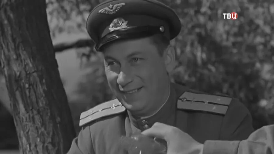Песня из кинофильма небесный тихоход. Василий меркурьев небесный тихоход. василий меркурьев небесный тихоход фото. николай крюков актер небесный тихоход. небесный тихоход фильм актеры и роли их судьбы.