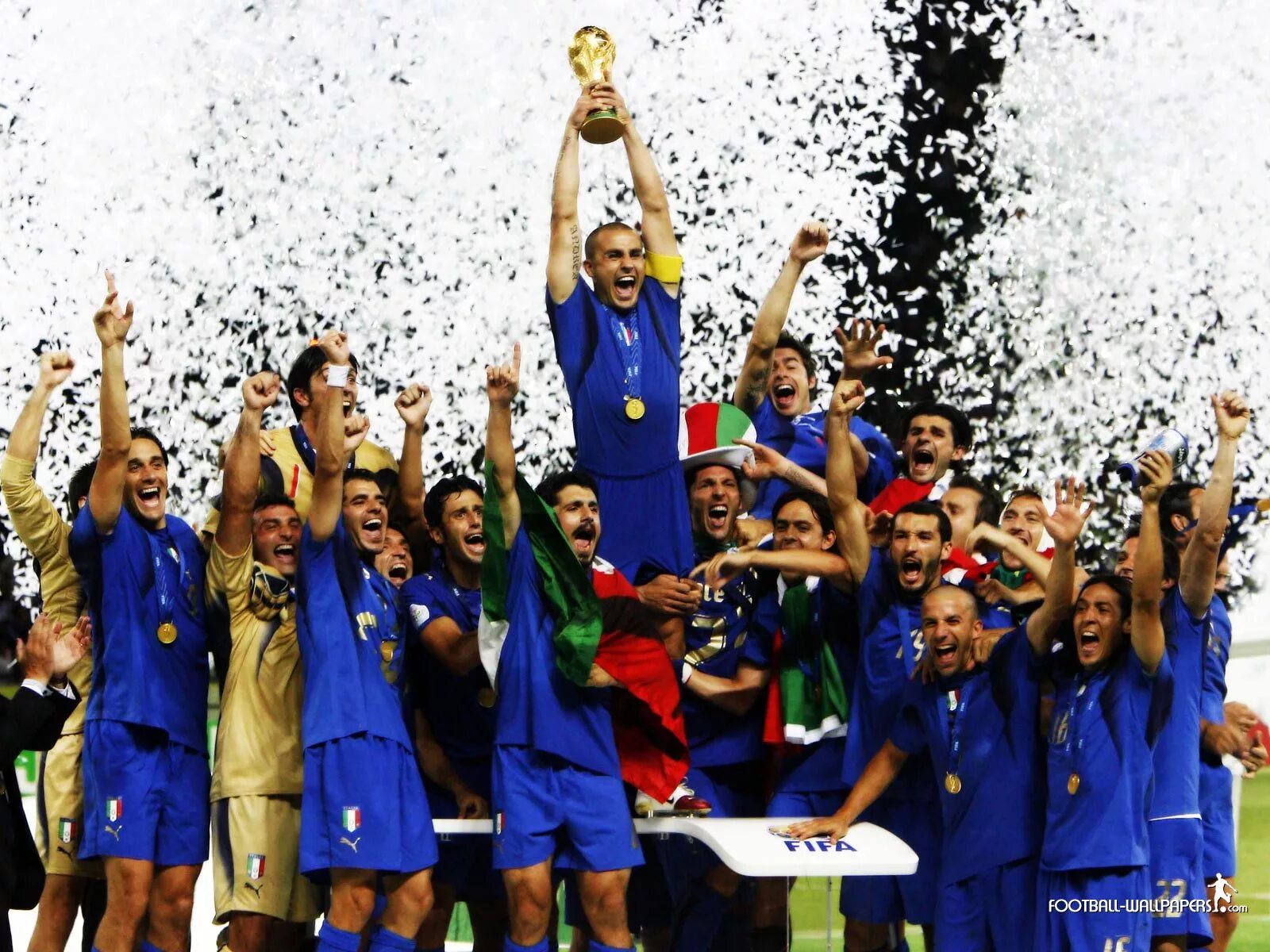 World cup soccer. Италия ЧМ 2006. Италия чемпион 2006. Сборная Италии ЧМ 2006.