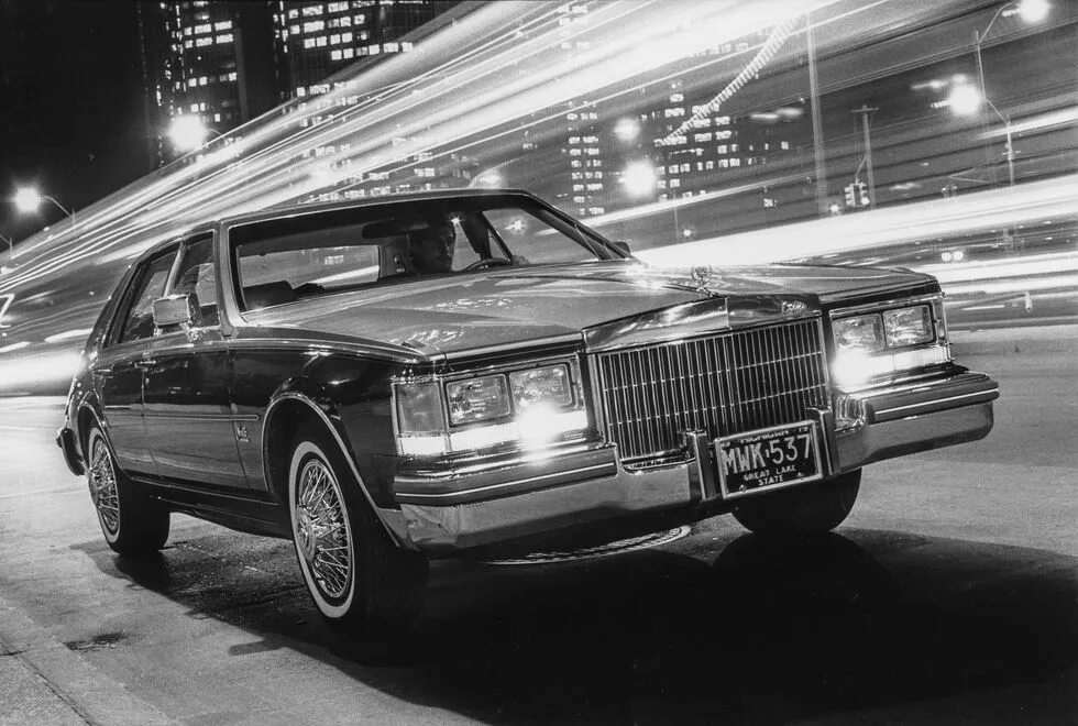 Едет черный кадиллак. Cadillac Seville 1980. Cadillac Seville 1980 elegante. Кадиллак Seville 1983. Кадиллак Seville 2020.