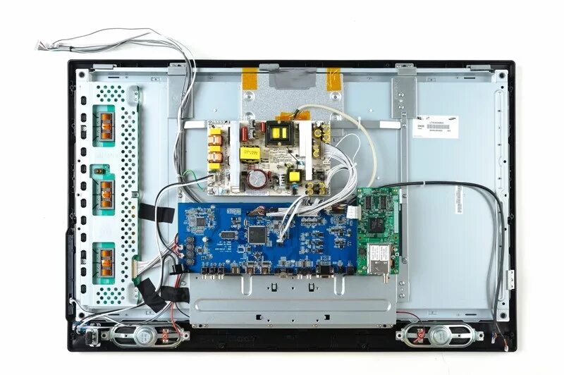 Ремонт жк самсунг. Разобранный телевизор. Плазменный телевизор в разборе. Внутренности телевизора. ЖК телевизор разобранный.
