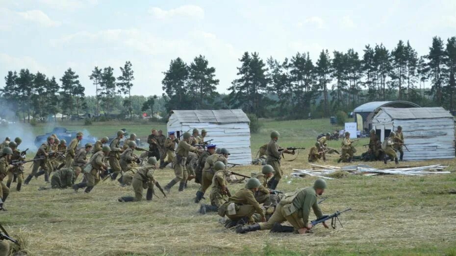Реконструкция в каширском районе. Военное поле. реконструкция вов. реконструкция боев вов. реконструкция битвы в спортзале.